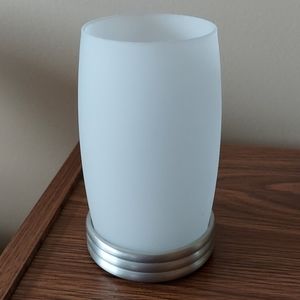 Party lite candle holder